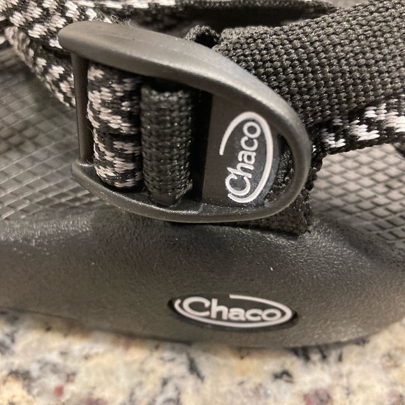NWOT Chaco Sandals - Picture 7 of 8